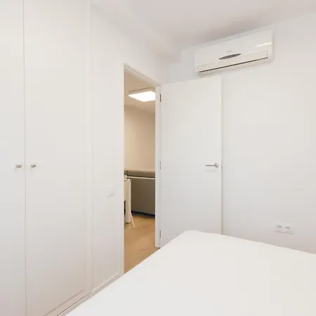 Monlar Campanar Apartment