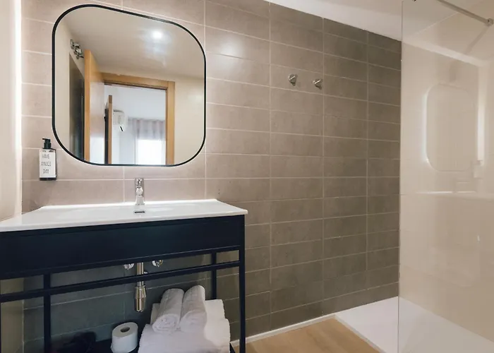 Monlar Campanar Apartman *